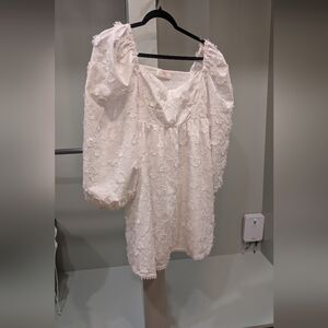 Elegant White Lace Mini Dress